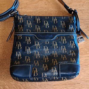 Dooney & Bourke Crossbody Bag/Purse
